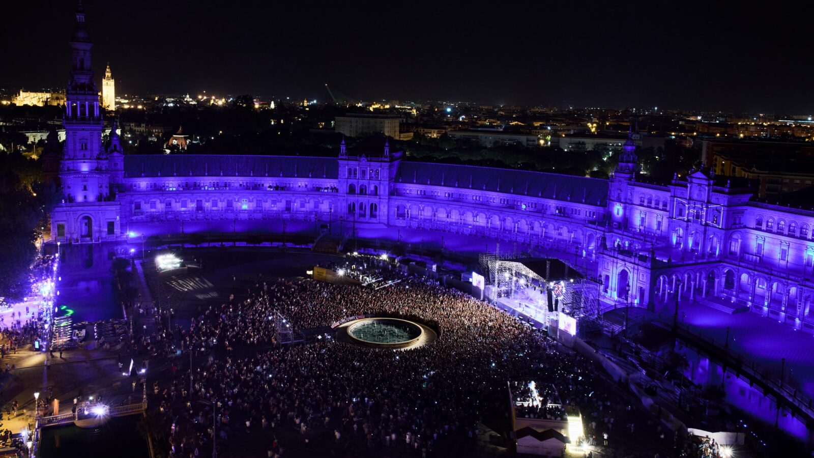 Icónica Santalucía Sevilla Fest 2026 en la Plaza de España de Sevilla