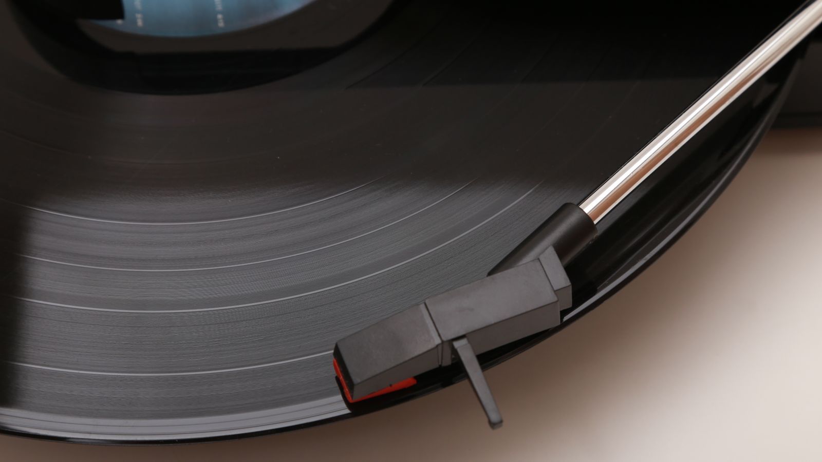 Discos de vinilo y tocadiscos: Nuevos conciertos a la venta en Sevilla (semana del 2 de septiembre)