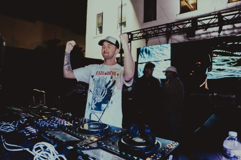 Sesión de DJ en directo: Conciertos en Sevilla esta semana (del 5 al 11 de octubre de 2026)
