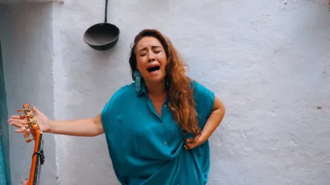 Encarna Anillo - Camino de flores (Bienal de Flamenco)